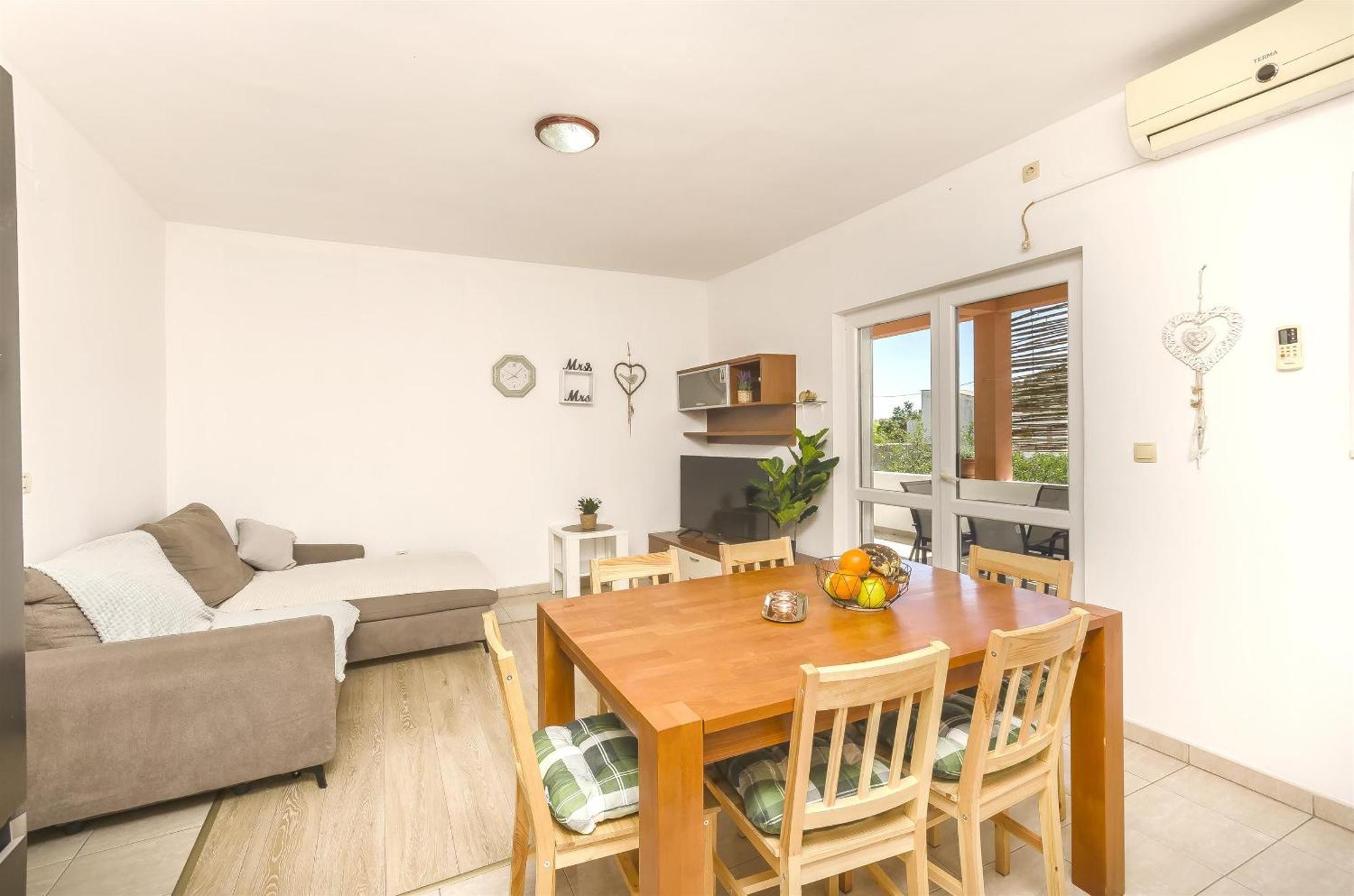 Apartments Sanja Tribalj エクステリア 写真