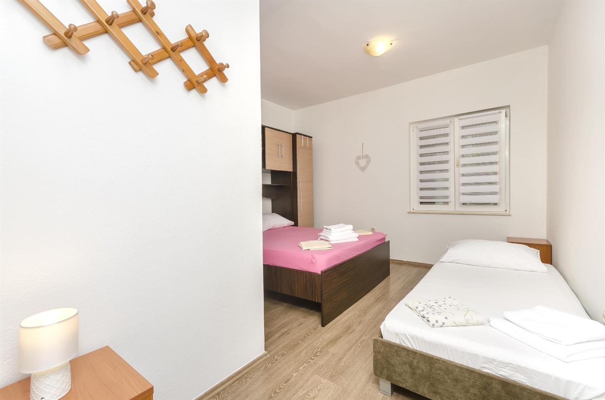 Apartments Sanja Tribalj エクステリア 写真