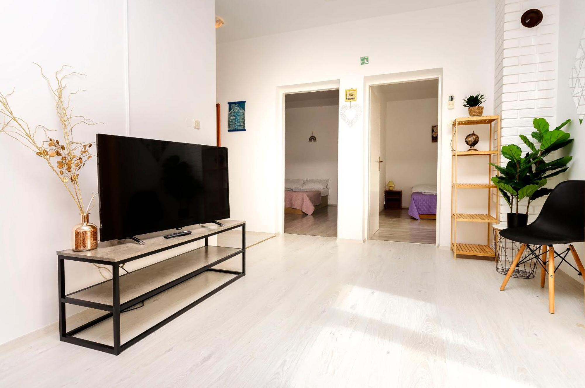 Apartments Sanja Tribalj エクステリア 写真